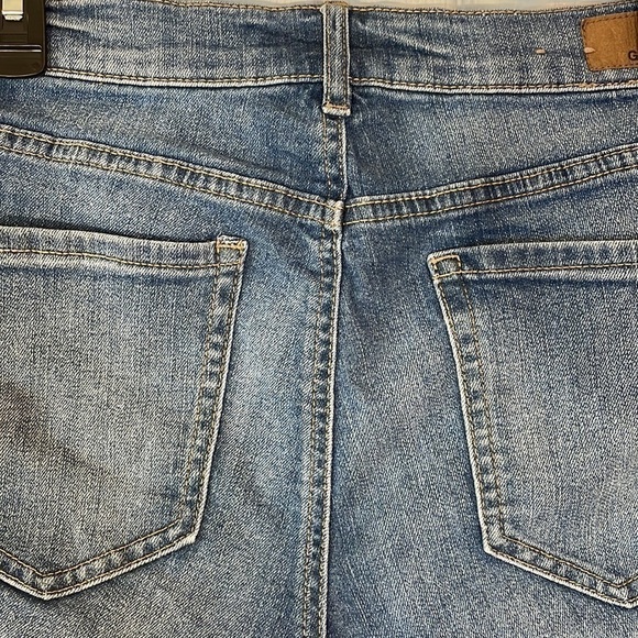 GARAGE Jean Shorts Distressed High Rise Cuffed Size 7 - Picture 12 of 16